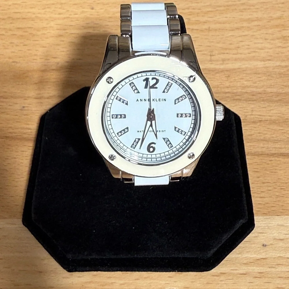 Anne Klein Silver-Tone Men's Watch with White Accents Y2K